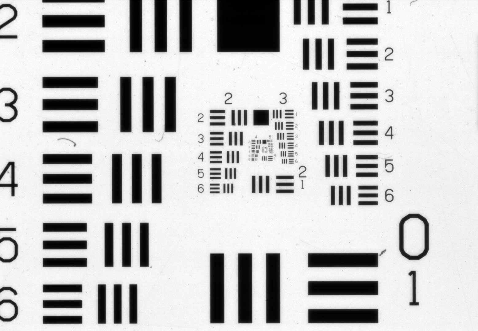 USAF Test Target @ 630mm (25 inches) K1 CentriMax with MX-1 Objective on Basler acA2000-50gm camera. Courtesy of Robert Eastlund, Graftek Corporation.